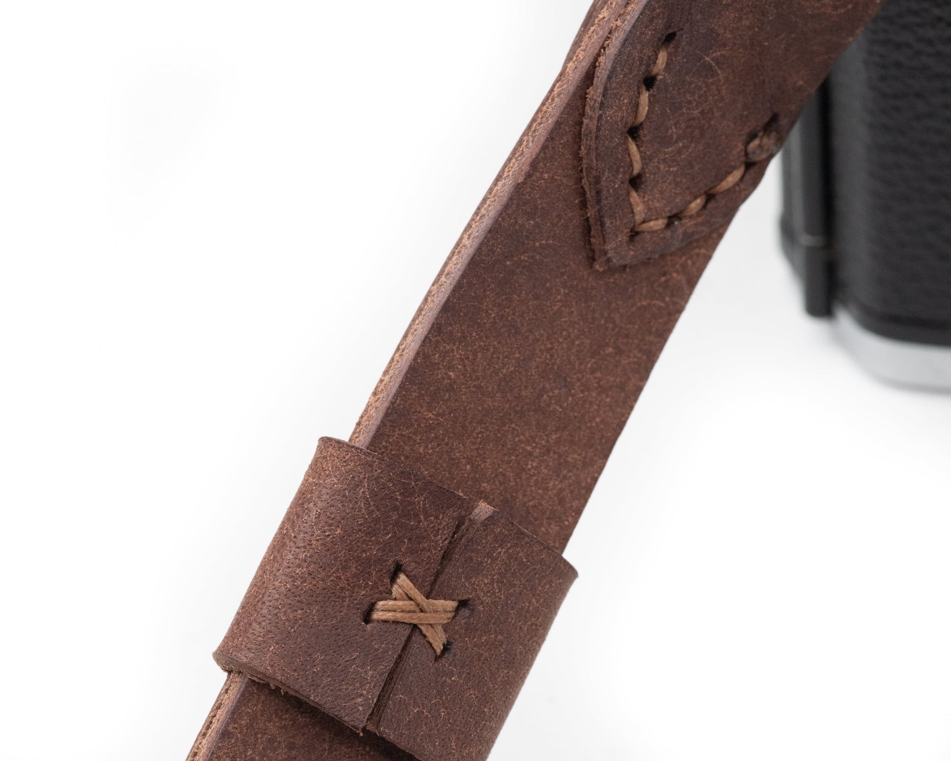 Minimalist camera wrist strap with Peak Design anchors - Kohutt™ | Borne of the Sea