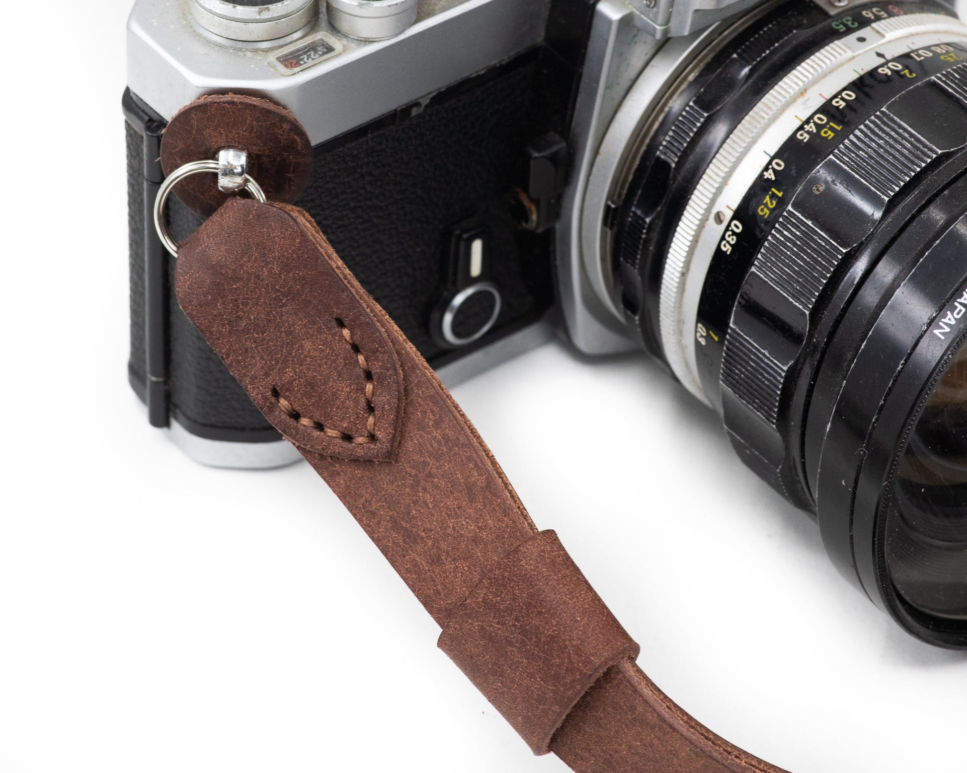 Minimalist camera wrist strap with split rings - Kohutt™ | Borne of the Sea