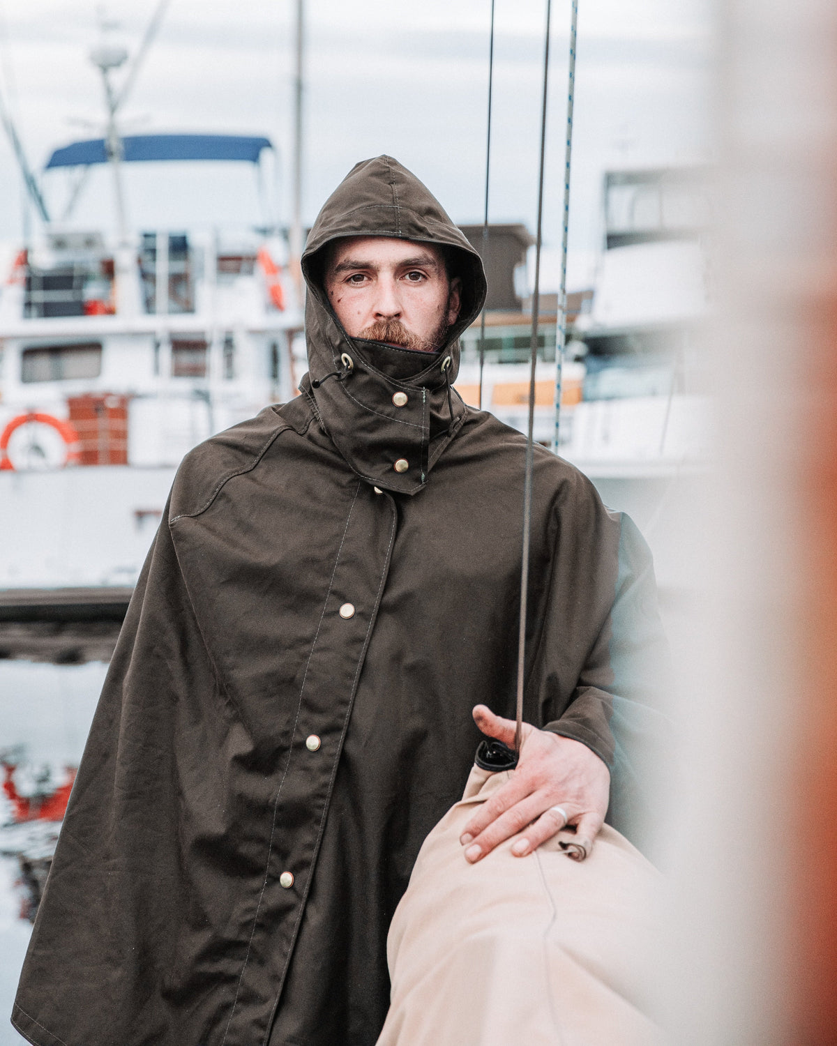The Hall Poncho - Kohutt™