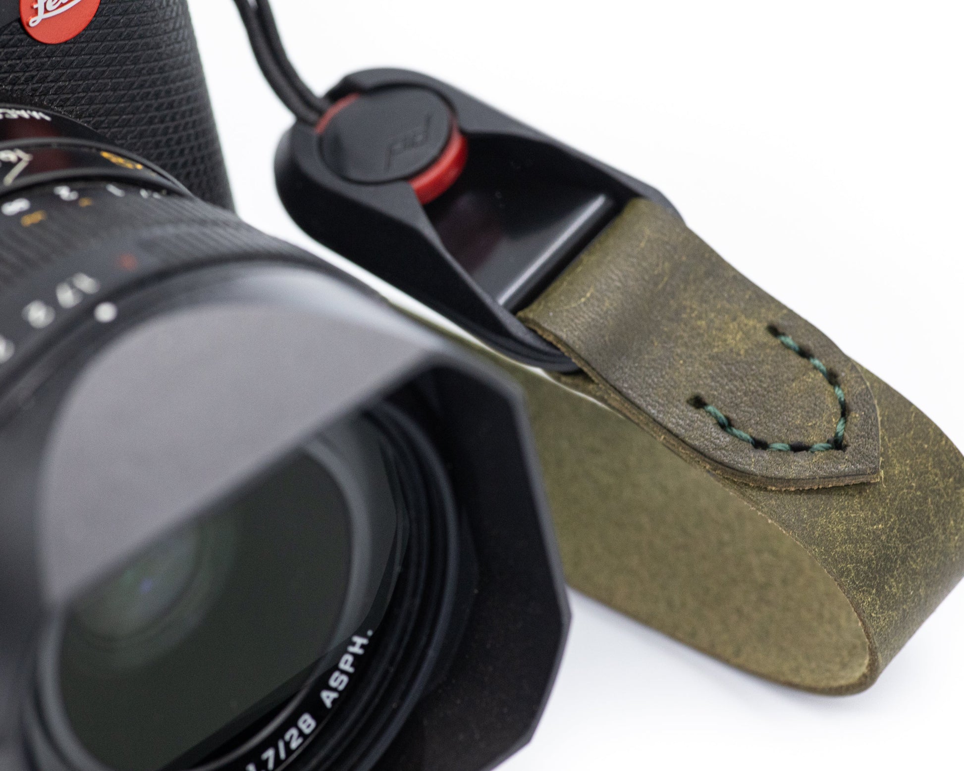 Dual leather camera strap with Peak Design anchor: Accessories Talk Forum:  Digital Photography Review